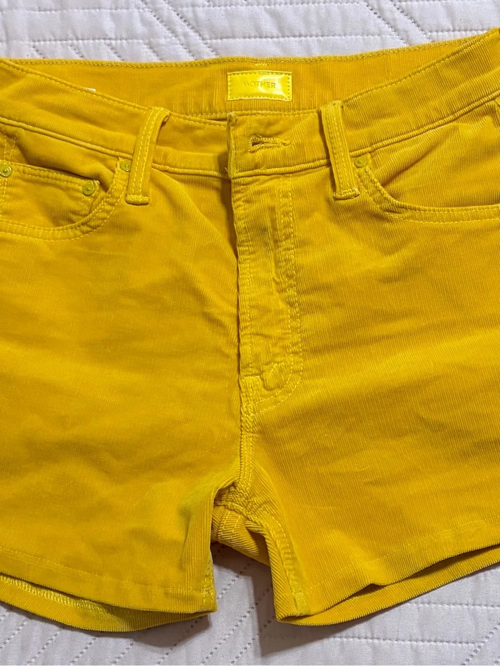 MOTHER Shorts in Mustard